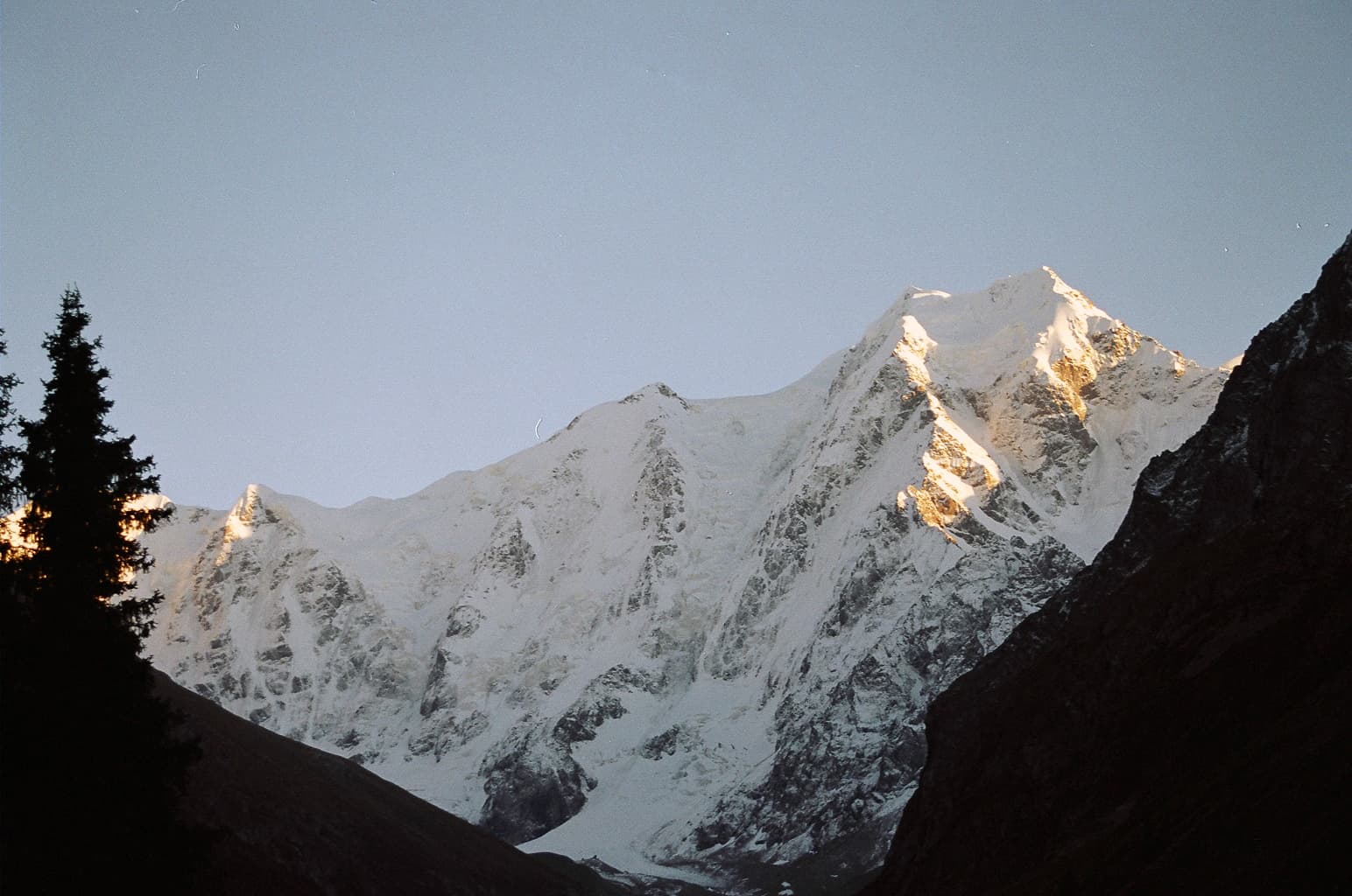 Oguz Bashi peak